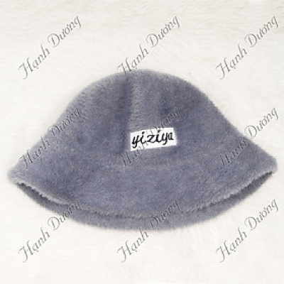 Mũ lông xù vành cúp thêu chữ Yiziya, vành rộng 5cm, chất liệu xù mềm mại thời trang