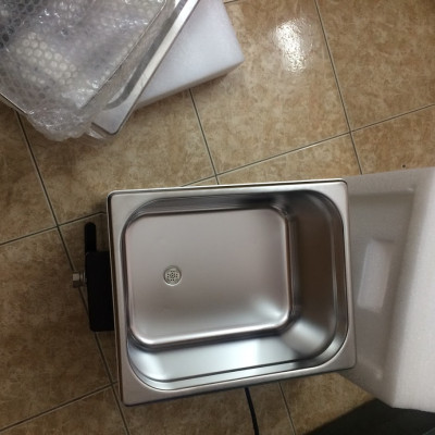 Máy rửa dùng sóng siêu âm hiệu GT sonic dung tích 9 lít, công suất 200W, tần số 40KHZ, dùng làm sạch bề mặt vật liệu -Hàng chính Hãng