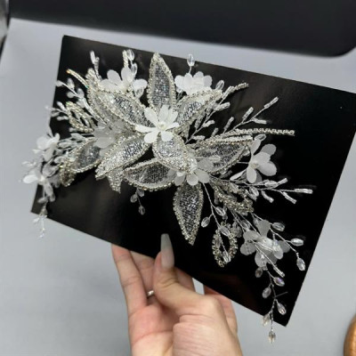 Băng đô cài tóc cô dâu hoa đá 3D mẫu mới t9/2024