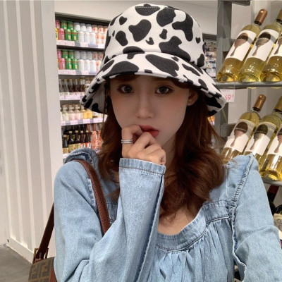 Mũ vành bò sữa 2 mặt phong cách trẻ trung