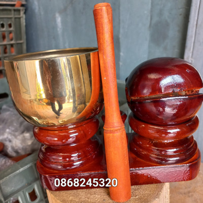 Bộ chuông mõ tụng kinh bằng gỗ mít kt 6cm + cả chân đế 