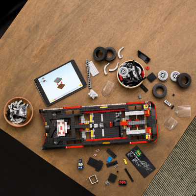 LEGO SUPERHEROES 76328 Đồ Chơi Lắp Ráp Xe Batmobile Huyền Thoại (1822 chi tiết)