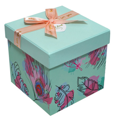 Hộp Quà Vuông V 019 - 12 x 12 x 12 cm - Giao màu ngẫu nhiên