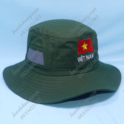 Nón tai bèo nam rộng vành thêu lá cờ Việt Nam, chất liệu vải kaki bền đẹp, bên hông có 2 lỗ thông gió - Hạnh Dương