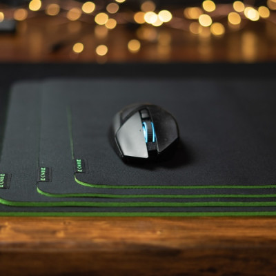 Miếng lót Chuột Razer Gigantus V2 [Mới, hàng chính hãng]