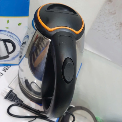 Ấm siêu tốc ELECTRIC KETTLE 1.8L - Ruột ấm  bằng inox cao cấp không gỉ,  Tay cầm cách nhiệt - Công suất lớn 1500W  Hàng chính hãng