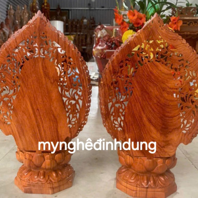 Tượng mẹ quan âm bồ tát bằng gỗ hương đá  cao 40x20x20cm + lá chắn hào quang cao tổng 52cm 