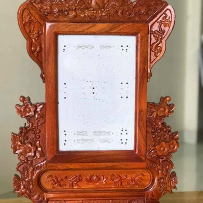Khung ảnh thờ bằng gỗ hương kt lồng ảnh 21×31cm