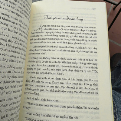 MỘT ĐỜI AN LẠC - NẶNG LÒNG VỚI NHÂN GIAN – Thu Phương, Mỹ Thuận – Liên Việt Books 