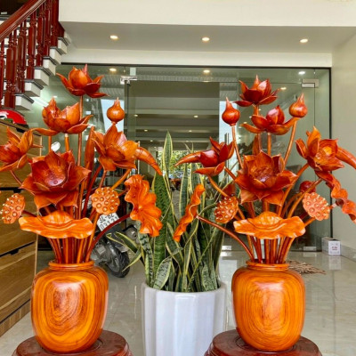 2 bình hoa sen 17 cành hoa lá gương ,trang trí phòng khách phòng thờ bằng gỗ hương đỏ đẹp long lanh 