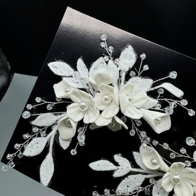 Cài tóc cô dâu hoa đất đính lá nhũ kim tuyến