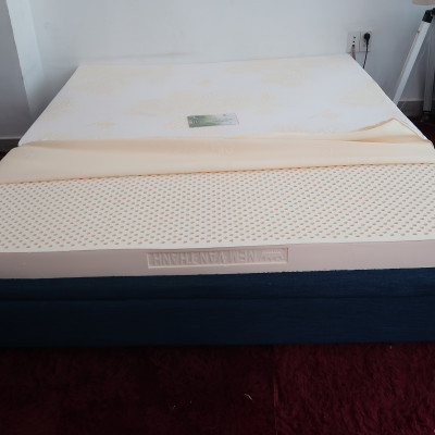 Nệm cao su Vạn Thành Unique CSUNI1615 (160 x 200 x 15cm)