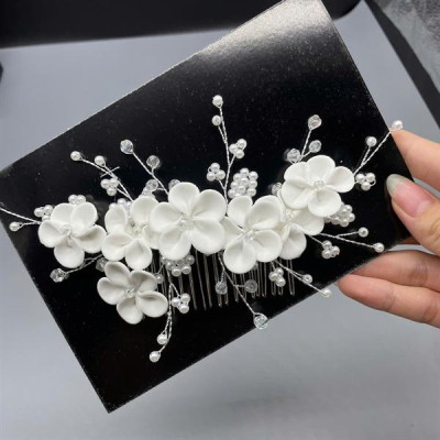 Cài tóc cô dâu hoa đất sét trắng có sẵn xược cài mã 006 - 18cm