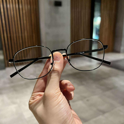 Kính mắt vuông nhỏ kim loại Korea (Màu đen)