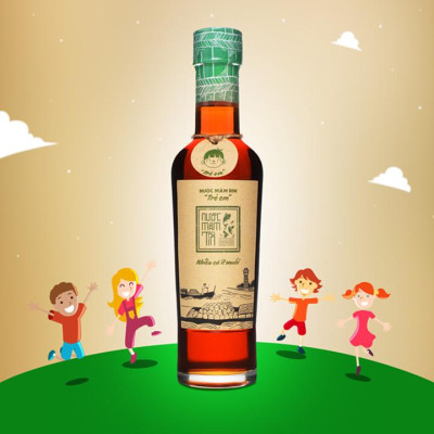 Nước mắm Tĩn Trẻ Em Cho Bé Ăn Dặm độ đạm 42N tự nhiên chai thủy tinh 250ml nước mắm rin nguyên chất truyền thống sạch nước mắm nhỉ từ thùng lều gỗ cốt đặc biệt cá cơm than muối tinh khiết, cho bé ăn dặm không chất bảo quản