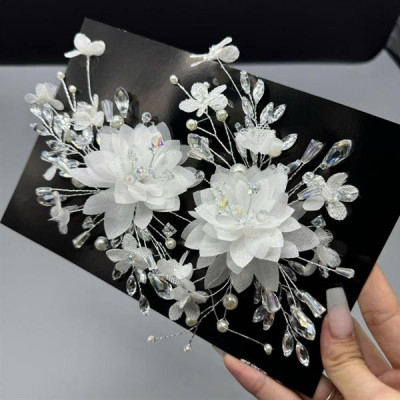 Cài tóc cô dâu hoa đính đá mẫu mới t9/2024