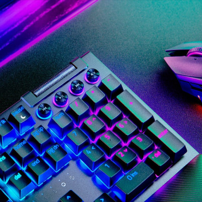 [Mới, hàng chính hãng] Bàn Phím Gaming Razer BlackWidow V4 Pro Fullsize | Cáp Type-C Tháo Rời | Razer Mechanical | ABS Double-Shot | LED RGB