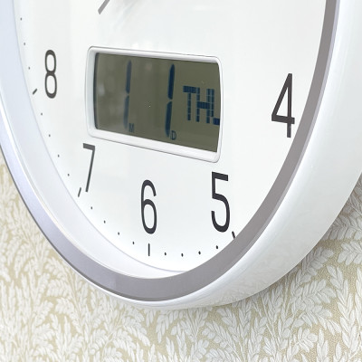 Đồng hồ treo tường Nhật Bản Rhythm CFG728NR03. Kt 35.0 x 5.0cm, 1.02kg. Vỏ nhựa. Dùng Pin.