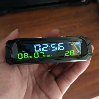 Đồng Hồ Báo Giờ Xe Hơi Ô Tô Năng Lượng Mặt Trời 3in1: Nhiệt Độ, Ngày Tháng - Mẫu Mới Loại Tốt