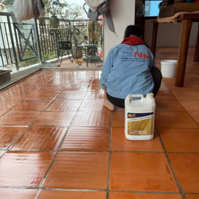 Dung Dịch Phủ Bóng Sàn Gỗ,Phủ Bóng Gạch Men,Sàn Gạch Bông,Sàn Đá Marble,Đồ Nội Thất,Chống Trơn Trượt B88 Dr.C 500ml