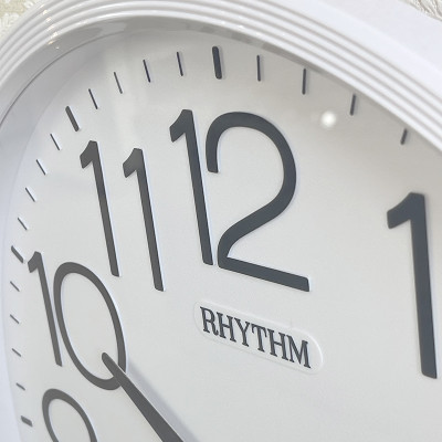 Đồng hồ Rhythm CMG495NR03 Kt 36.0 x 4.4cm, 855g. Vỏ nhựa. dùng PIN