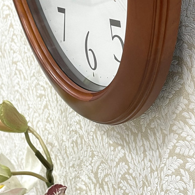 Đồng hồ treo tường Nhật Bản Rhythm CMG271NR06 Kt 28.8 x 33.0 x 4.5cm, 690g Vỏ gỗ. Dùng Pin