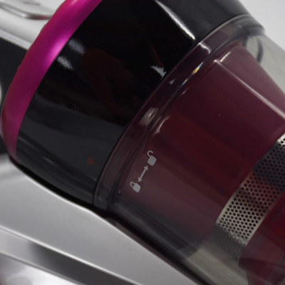 Máy hút bụi trên giường TS9305- Hàng chính hãng