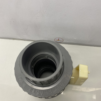 Van hai (2) đầu rắc co 90 nhựa PVC Jiarong _ UB030