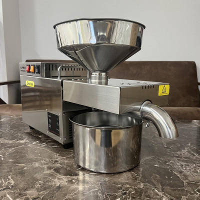 Máy ép dầu thực vật NÓNG LẠNH công nghiệp, dùng trong gia đình, nhà hàng, khách sạn thương hiệu Mỹ cao cấp Septree S9S - Hàng nhập khẩu