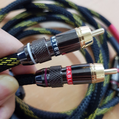 Dây tín hiệu Audio Monster standard 100 hai đầu RCA chống nhiễu dài 1,5 mét - Hàng Chính Hãng