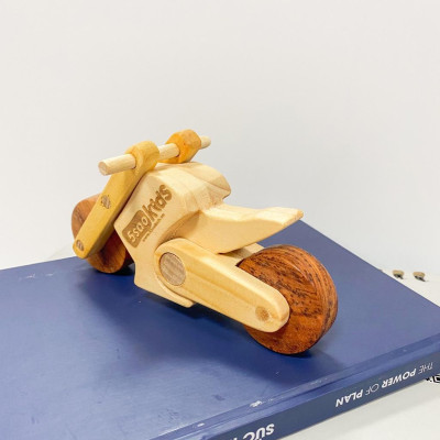 Mô hình xe mô tô đồ chơi bằng gỗ - Xuất xứ Việt Nam
