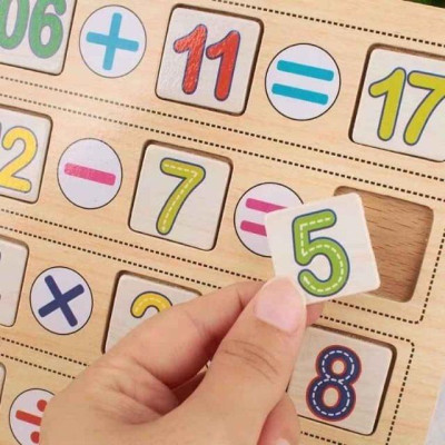 Hộp 100 Số Kèm Que Tính Học Đếm Bằng Gỗ Cho Bé