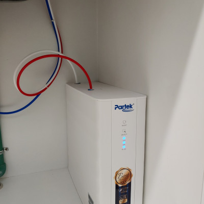 Máy lọc nước uống chính hãng Partek P3385-USF màng sợi rỗng cùng vật liệu KDF và than hoạt tính cao cấp