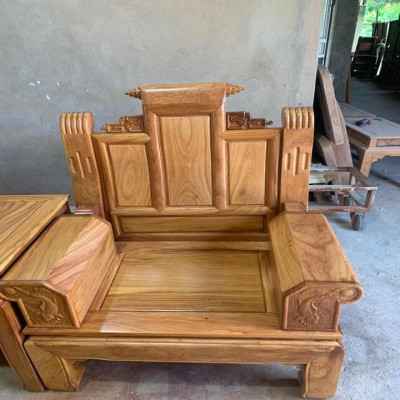 Bộ bàn ghế âu á tay hộp chương cuốn thư vách trơn chọn vân gỗ gõ đỏ 6 món