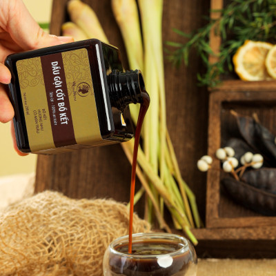 Bộ tắm gội thơm tho cửa mình Wonmom ( 1 Dầu gội cốt bồ kết + 1 Dung dịch vệ sinh )