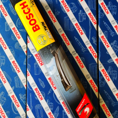 Thanh Gạt Mưa Cao Cấp Bosch Aerotwin 28 inch - 700mm