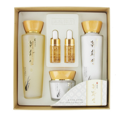 Nước hoa hồng dưỡng trắng da, chống lão hóa và săn chắc da CHWI HWA SEON CHEONG AN TONER (150ml) - Hàng chính hãng