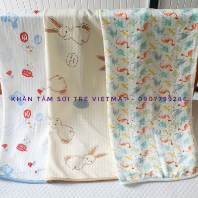 Khăn tắm trẻ em Vietmat sợi tre organic mềm mịn, thoáng mát, kháng khuẩn và hút nước mạnh