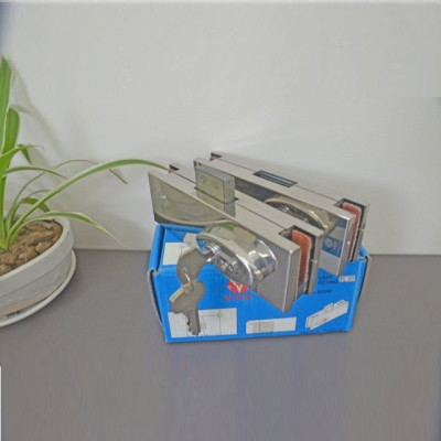 Khóa Sàn Cho Kính Cường Lực 10 - 12 ly, Khóa Cửa Kính Cường Lực, Khóa VVP Loại 2 Đầu Chìa, Chất Lượng Cao. TakyHome 3701