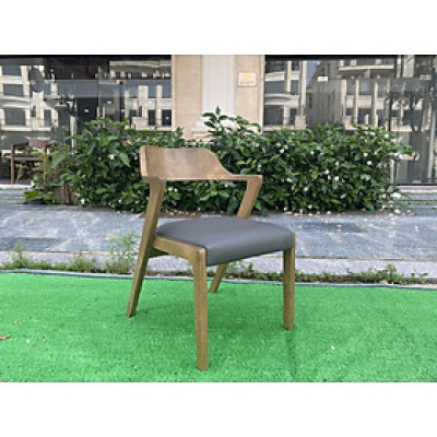 Ghế ăn SAINT thương hiệu TAGO