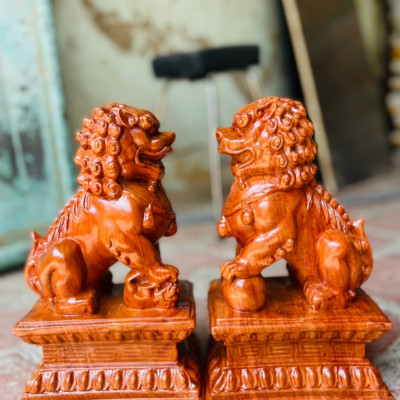 Cặp tượng kỳ lân bằng gỗ hương đá đẹp long lanh kt cao 25×15×12cm