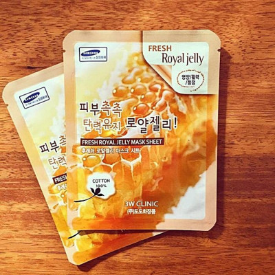 Combo 5 Mặt nạ chiết xuất sữa ong chúa 3W Clinic Fresh Royal Jelly Mask Sheet 23ml x 5