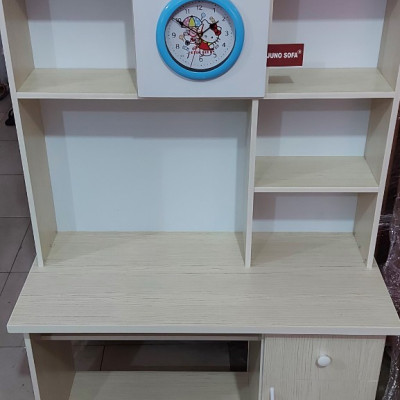 Bàn học sinh màu gỗ sồi Juno Sofa ngang 1m x cao 1m55 x sâu 45 cm