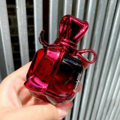 Sản phẩm dụng cụ làm đẹp  cho bạn gái - Combo  3 chai nước hoa thủy tinh nữ cao cấp 25ml / 1 , hộp đựng sang trọng ,lịch sự  có thể dùng làm quà tặng 