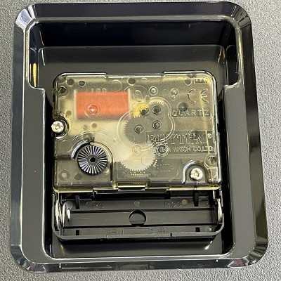 Đồng hồ Rhythm CMG499BR02 Kt 31.0 x 4.5cm, 735g Vỏ nhựa. Dùng Pin.