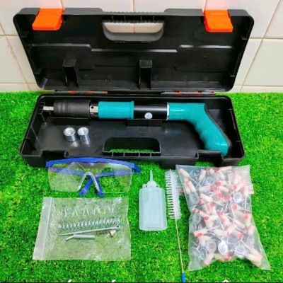 Súng Bắn Đinh Siêu Mạnh Kèm 100 Đinh Bản – Bắn Xuyên Bê Tông, Sắt Thép, Êm, Chắc, Đều