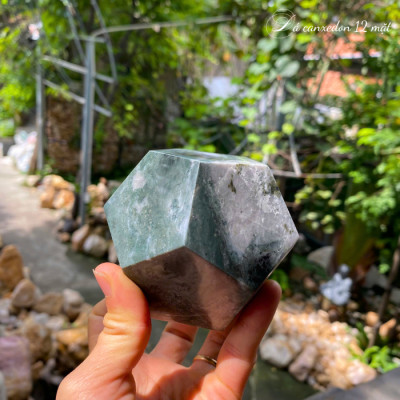 Đá canxedon 12 mặt NHASAN giúp tĩnh tâm, bình an (700-750gr) tặng 5 viên đá ngũ sắc may mắn