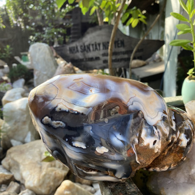 Viên Đá Mã Não Tự Nhiên DMN105 NHASAN "độc nhất tại Việt Nam", nặng 6kg, kích thước 20x23 cm