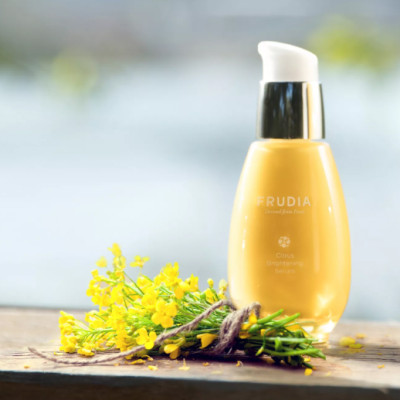 Serum Dưỡng Ẩm và Làm Sáng Da Chiết Xuất Cam Quýt Frudia Citrus Brightening Serum 50g