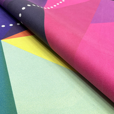 Thảm tập yoga chính hãng Yvonne, Geometric (TẶNG KÈM 3 PHẦN QUÀ) dày 4mm, bề mặt nhám, siêu bám, chống trơn trượt, thấm hút mồ hôi, càng nhiều mồ hôi càng bám, dễ vệ sinh, bề đẹp, sang trọng